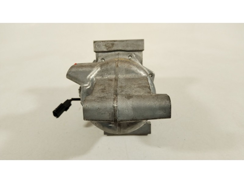 Recambio de compresor aire acondicionado para dacia sandero iii 1.0 tce 90 referencia OEM IAM 926008469R  CR08D