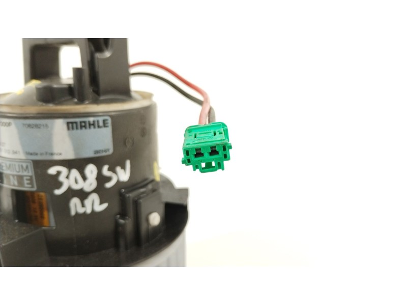 Recambio de ventilador calefaccion para peugeot 308 sw allure referencia OEM IAM 1610497180 DB271001 8EW351012341