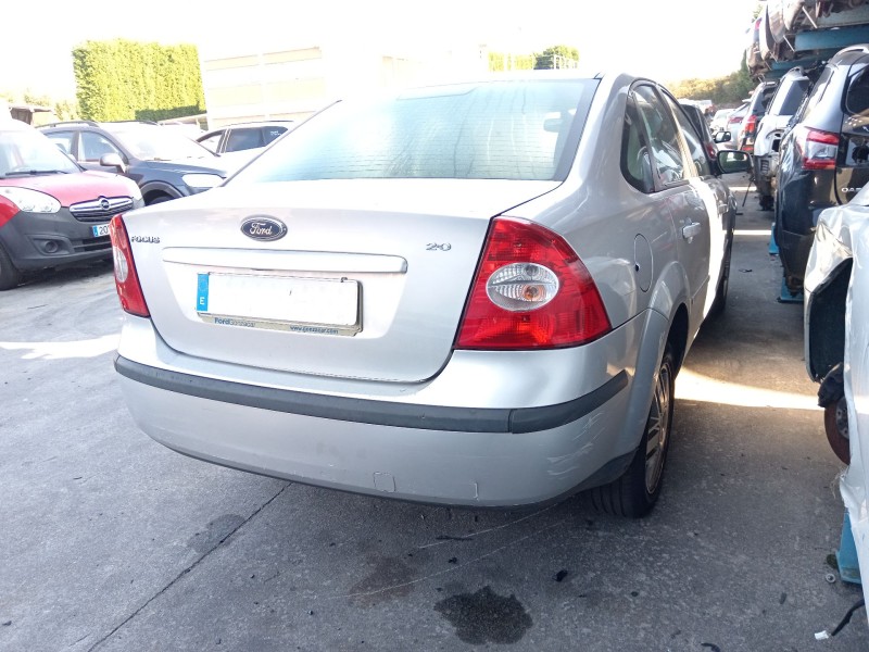 ford focus ii sedán (db_, fch, dh) del año 2005