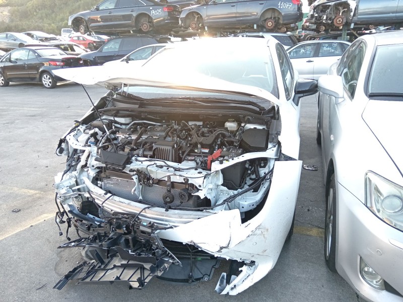 toyota corolla fastback (_e21_) del año 2025