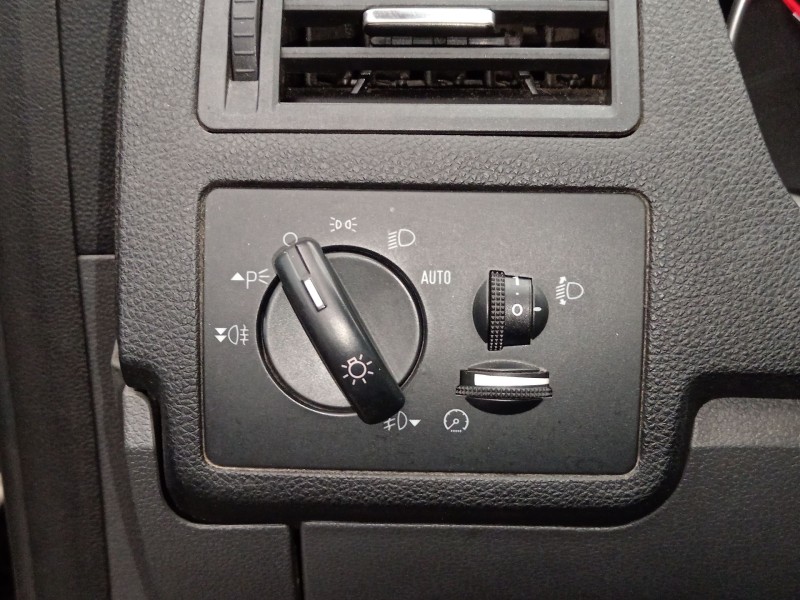 Recambio de mando luces para ford kuga i 2.0 tdci 4x4 referencia OEM IAM 7M5T13A024CA  