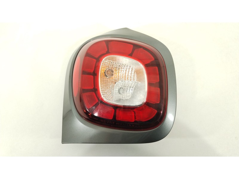 Recambio de piloto trasero izquierdo para smart forfour basis (66kw) (453.044) referencia OEM IAM A4539062700  265555192R