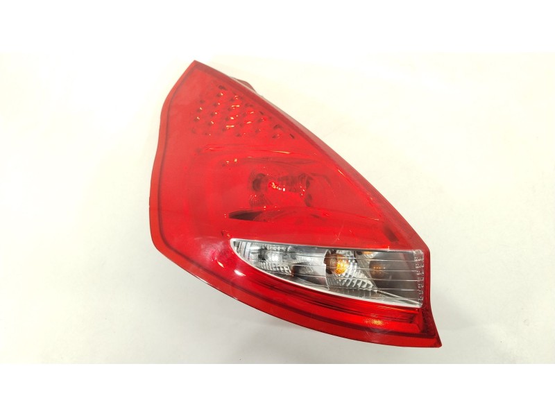 Recambio de piloto trasero izquierdo para ford fiesta (cb1) ambiente referencia OEM IAM 8A6113405A  1709553