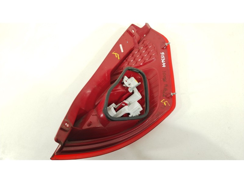 Recambio de piloto trasero izquierdo para ford fiesta (cb1) ambiente referencia OEM IAM 8A6113405A  1709553