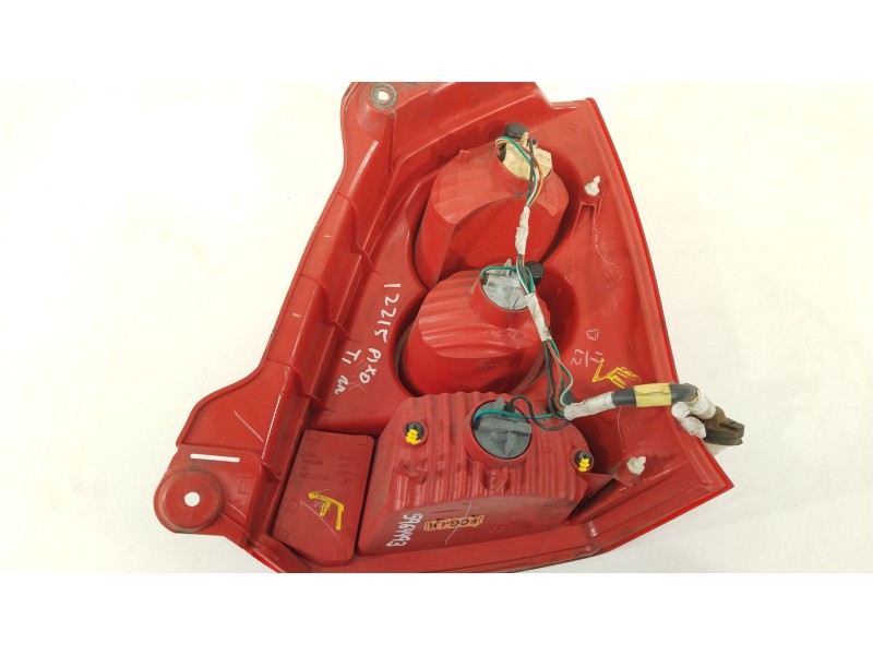 Recambio de piloto trasero izquierdo para nissan pixo (uao) acenta referencia OEM IAM 265554A00G  