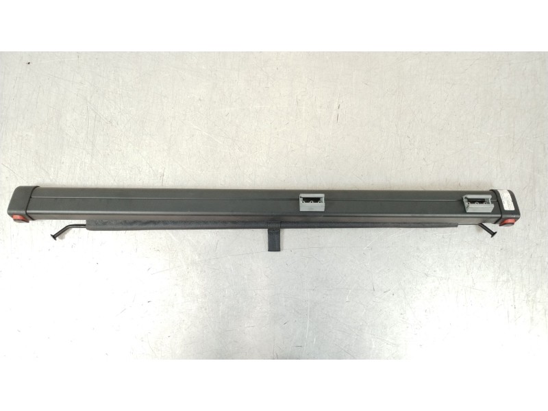 Recambio de separador carga para toyota auris active referencia OEM IAM 6423002010  