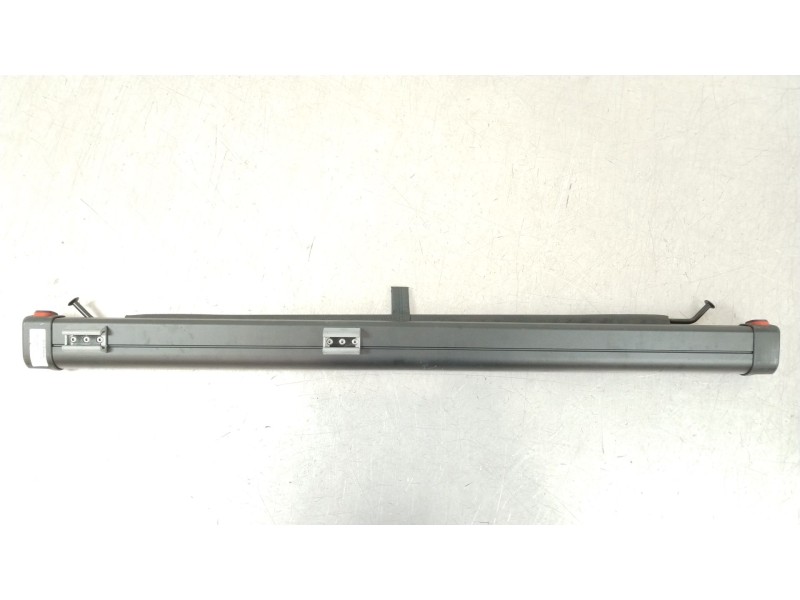 Recambio de separador carga para toyota auris active referencia OEM IAM 6423002010  