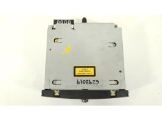 Recambio de sistema audio / radio cd para peugeot 5008 premium referencia OEM IAM 96751717XT  BE4626EC131 2