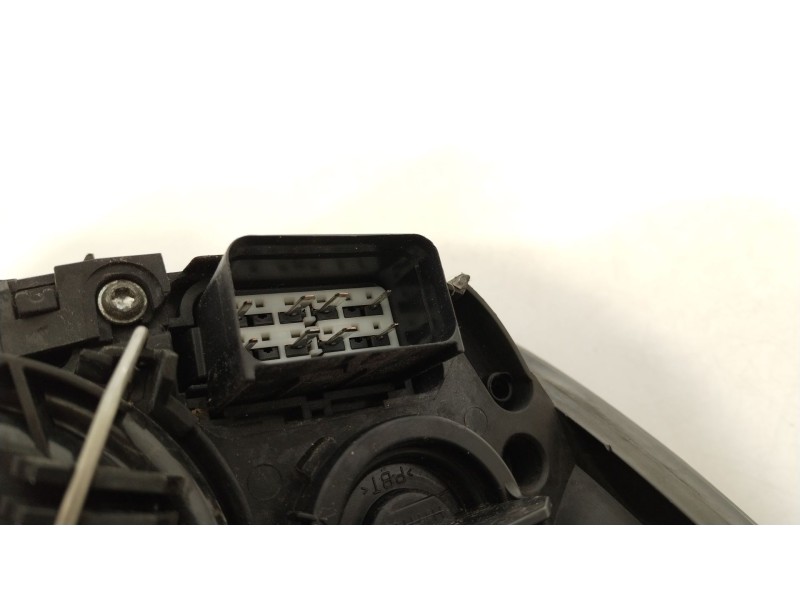 Recambio de faro izquierdo para volvo s40 ii (544) 2.0 d referencia OEM IAM 31213179  