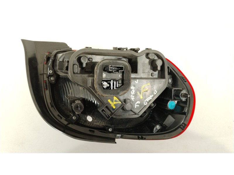 Recambio de piloto trasero derecho para citroën c3 live referencia OEM IAM 9812257480  L90074662