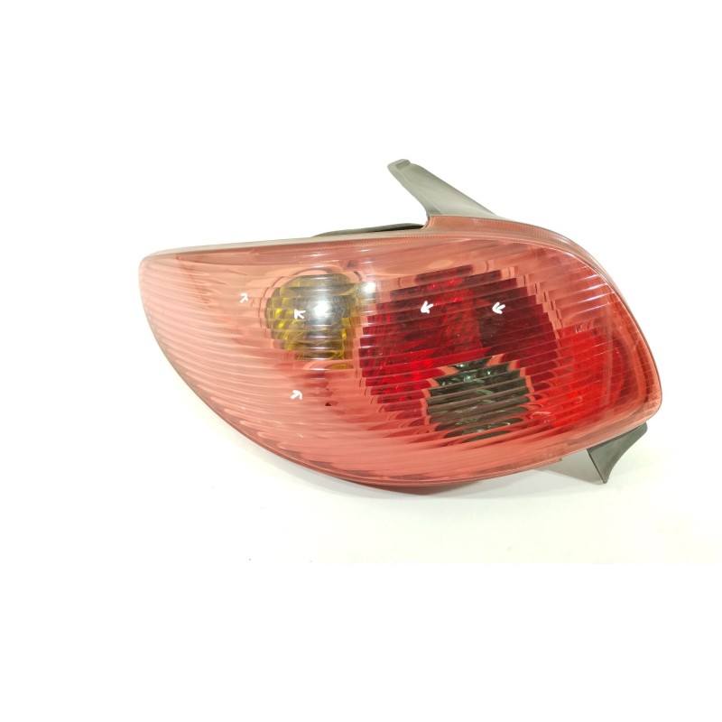 Recambio de piloto trasero izquierdo para peugeot 206 hatchback (2a/c) 2.0 hdi 90 referencia OEM IAM 6350S0  