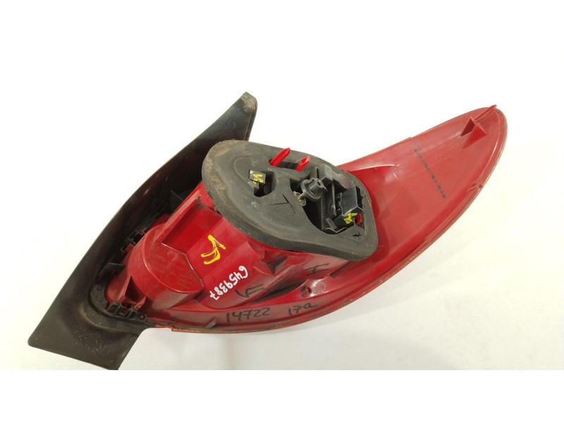 Recambio de piloto trasero izquierdo para peugeot 206 hatchback (2a/c) 2.0 hdi 90 referencia OEM IAM 6350S0  