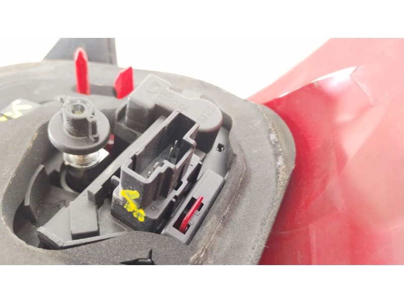 Recambio de piloto trasero izquierdo para peugeot 206 hatchback (2a/c) 2.0 hdi 90 referencia OEM IAM 6350S0  