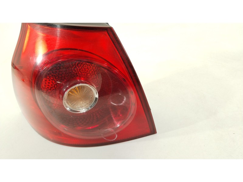 Recambio de piloto trasero izquierdo para volkswagen golf v berlina (1k1) highline referencia OEM IAM 1K6945095AA  89398298