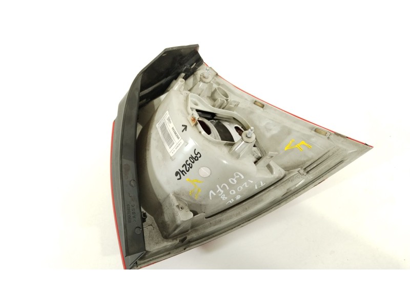 Recambio de piloto trasero izquierdo para volkswagen golf v berlina (1k1) highline referencia OEM IAM 1K6945095AA  89398298