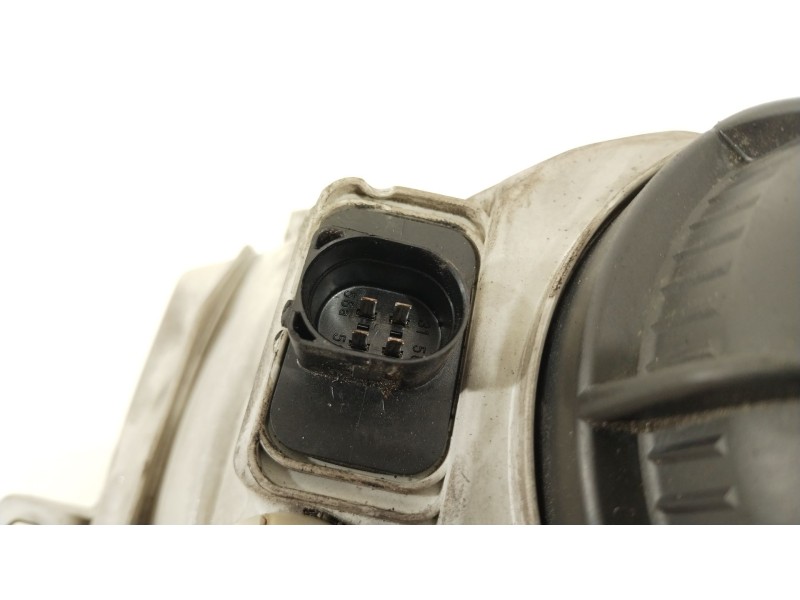 Recambio de faro izquierdo para volkswagen vento (1h2) 1.9 d referencia OEM IAM 13905300L  13472800