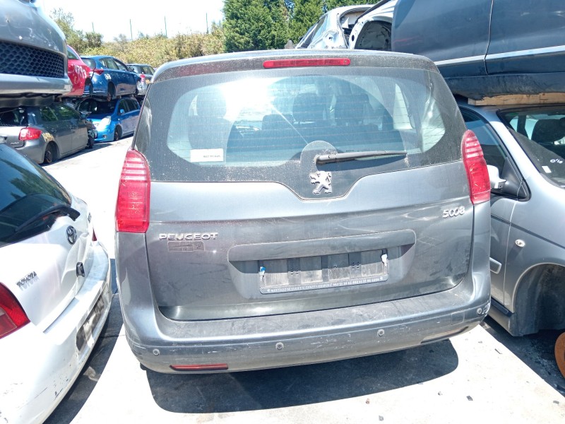 peugeot 5008 (0u_, 0e_) del año 2012