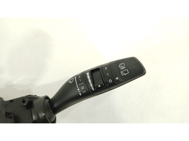 Recambio de mando luces para kia rio (yb) attract referencia OEM IAM 93403H8850  