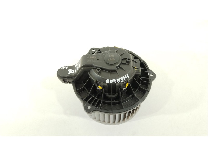 Recambio de ventilador calefaccion para hyundai i30 (gd) 1.4 cat referencia OEM IAM 971133X000 F00S330054 F005382474