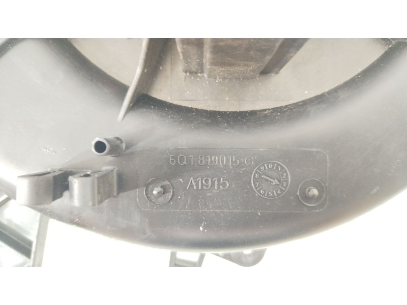 Recambio de ventilador calefaccion para volkswagen polo iv (9n_, 9a_) 1.4 tdi referencia OEM IAM 6Q1819015G  