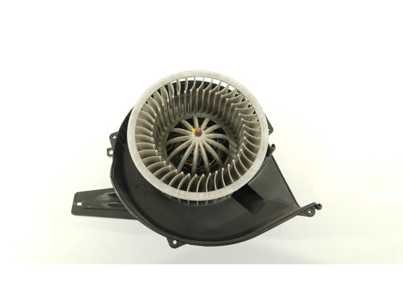Recambio de ventilador calefaccion para volkswagen polo iv (9n_, 9a_) 1.4 tdi referencia OEM IAM 6Q1819015G  