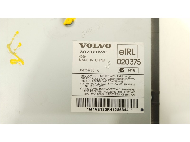 Recambio de sistema audio / radio cd para volvo xc90 i (275) d5 awd referencia OEM IAM 30732824  3067268801