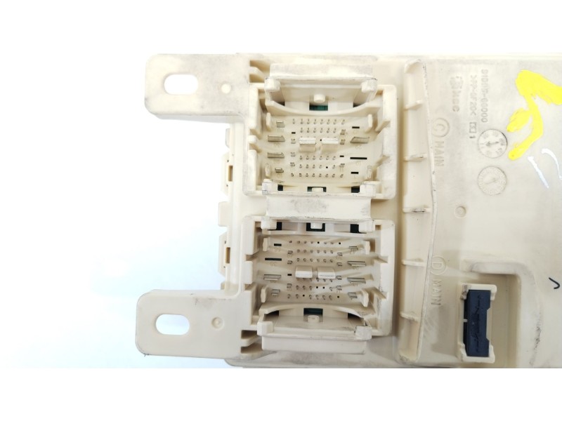 Recambio de caja reles / fusibles para kia rio (yb) attract referencia OEM IAM 91950H8570  
