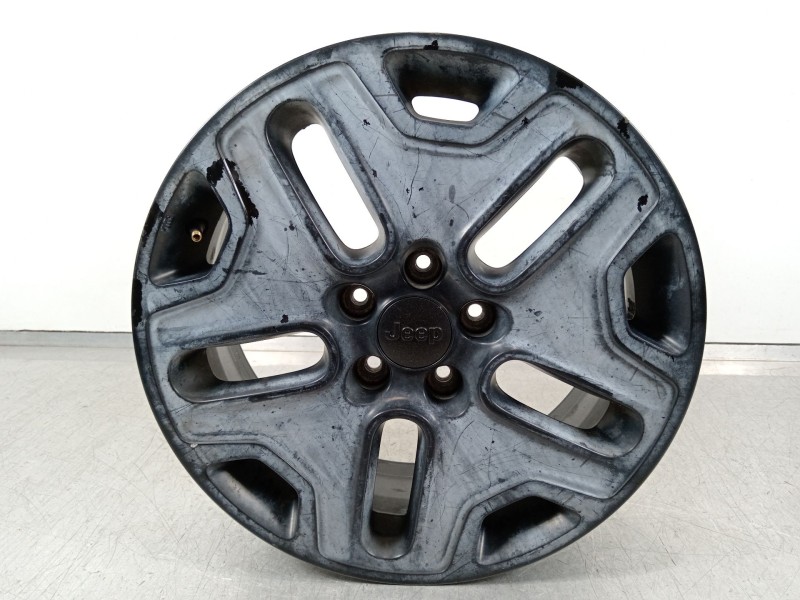 Recambio de llanta para jeep renegade deserthawk 4wd referencia OEM IAM 735577526  
