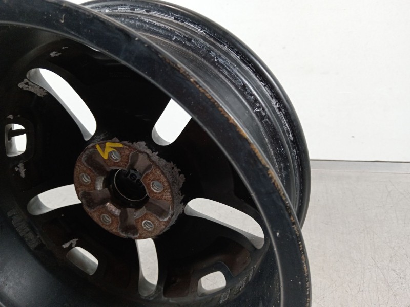 Recambio de llanta para jeep renegade deserthawk 4wd referencia OEM IAM 735577526  