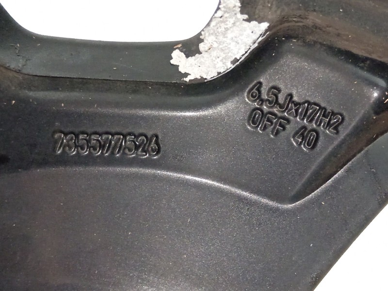 Recambio de llanta para jeep renegade deserthawk 4wd referencia OEM IAM 735577526  