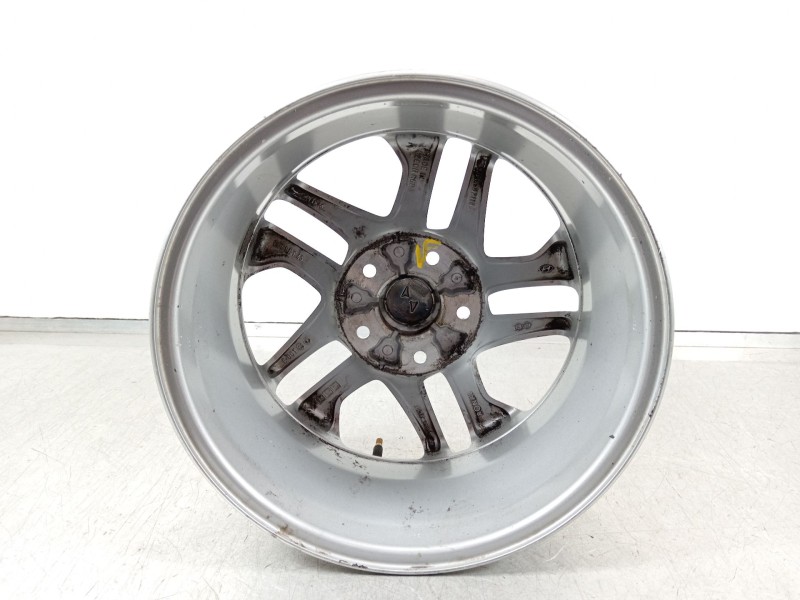 Recambio de llanta para hyundai tucson essence bluedrive 2wd referencia OEM IAM 52910D7110  