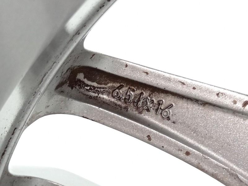 Recambio de llanta para hyundai tucson essence bluedrive 2wd referencia OEM IAM 52910D7110  