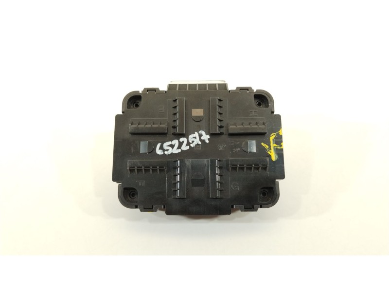 Recambio de modulo electronico para kia rio (yb) attract referencia OEM IAM 95300H8000  