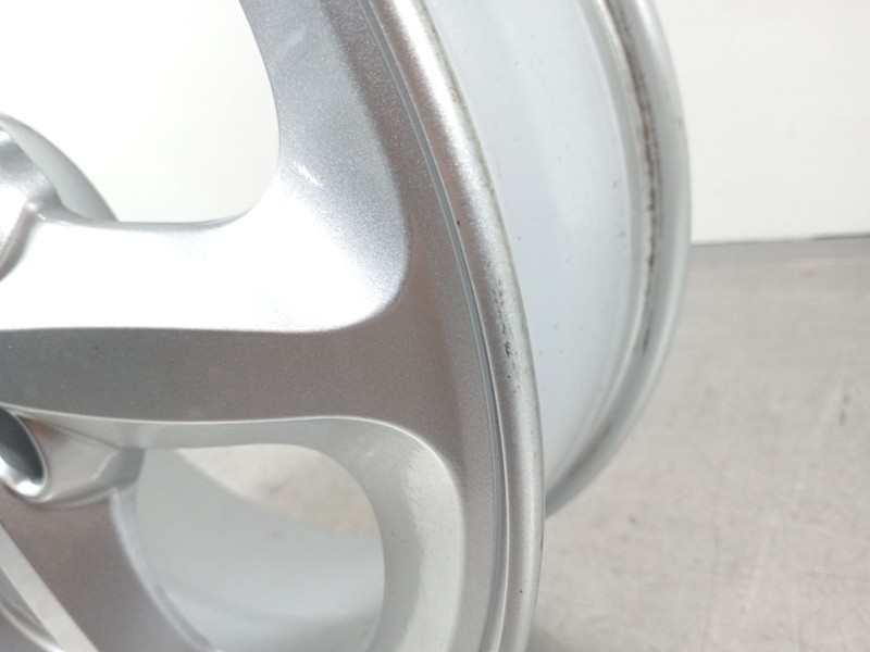 Recambio de llanta para hyundai sonata (nf) 3.3 v6 style referencia OEM IAM 529103K310  