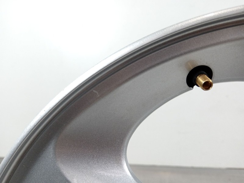 Recambio de llanta para hyundai sonata (nf) 3.3 v6 style referencia OEM IAM 529103K310  