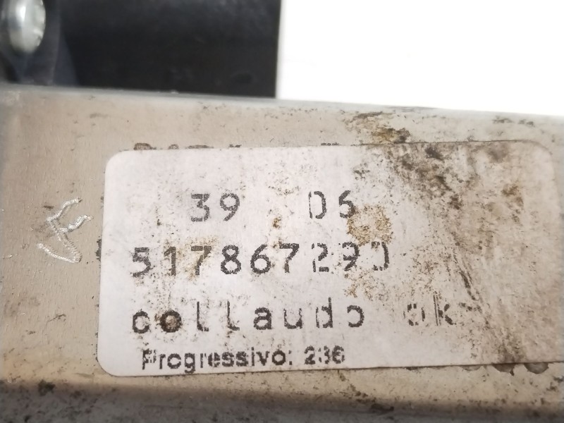 Recambio de elevalunas delantero izquierdo para fiat grande punto (199_) 1.9 d multijet referencia OEM IAM 51786729  517867290