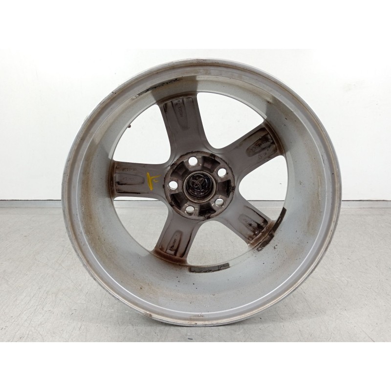 Recambio de llanta para toyota corolla verso (r1) 2,2 d-4d sport referencia OEM IAM