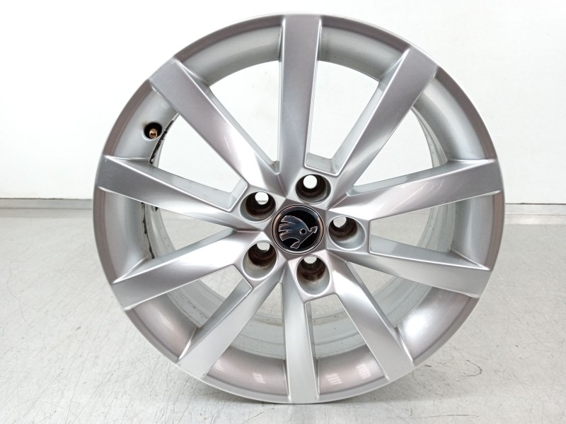 Recambio de llanta para skoda scala (nw1) 1.6 tdi referencia OEM IAM 657601025  