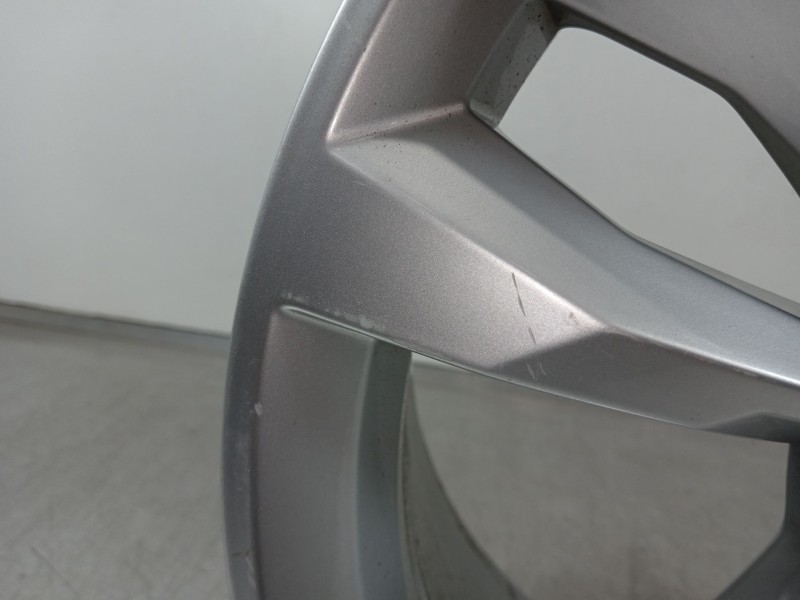 Recambio de llanta para audi q7 (4mb, 4mg, 4mq) 3.0 tdi quattro referencia OEM IAM 4M0601025C  