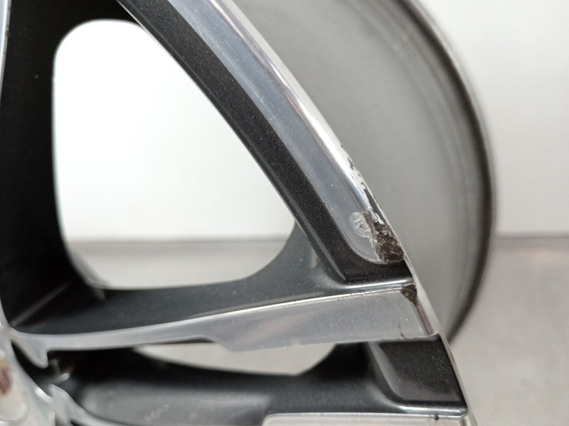 Recambio de llanta para porsche panamera diesel referencia OEM IAM 97036219202  