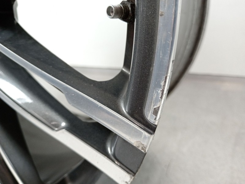 Recambio de llanta para porsche panamera diesel referencia OEM IAM 97036219202  