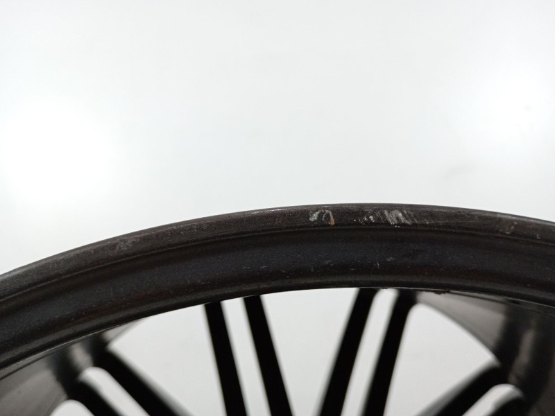 Recambio de llanta para porsche panamera diesel referencia OEM IAM 97036219202  