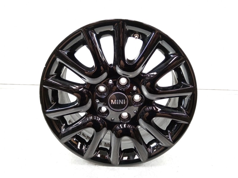 Recambio de llanta para mini mini (f55) one referencia OEM IAM 6855104  