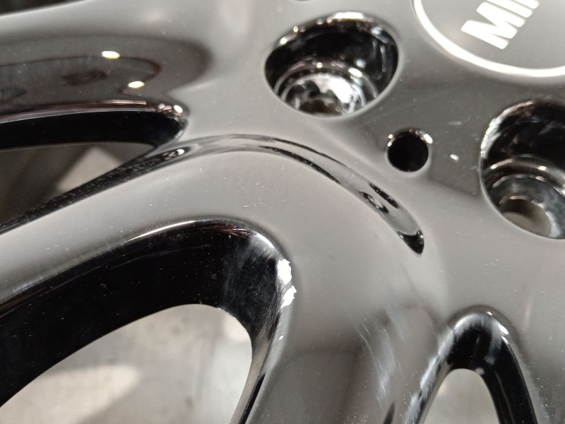 Recambio de llanta para mini mini (f55) one referencia OEM IAM 6855104  