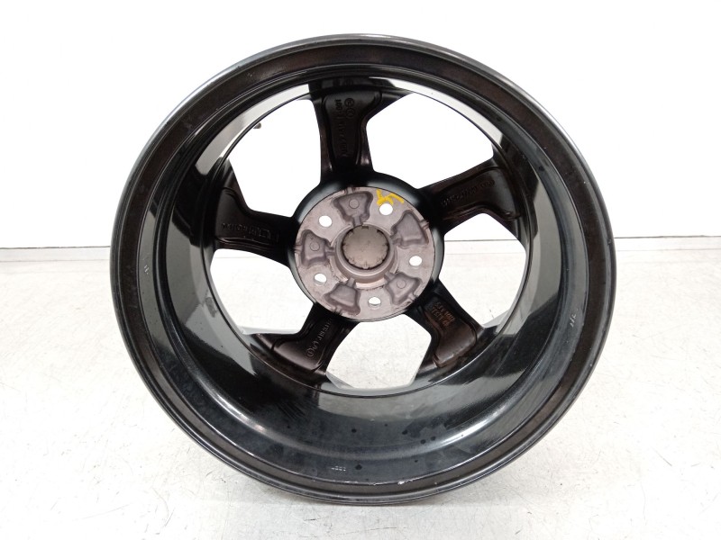 Recambio de llanta para kia xceed m6ah11 referencia OEM IAM 52910J7700  