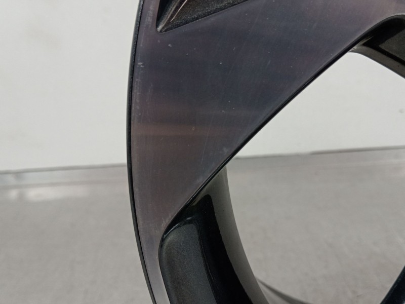 Recambio de llanta para kia xceed m6ah11 referencia OEM IAM 52910J7700  