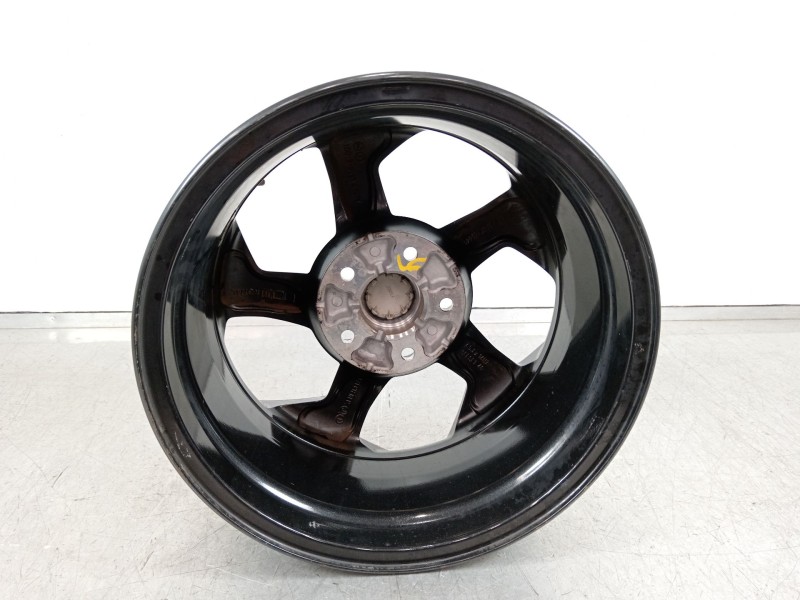 Recambio de llanta para kia xceed m6ah11 referencia OEM IAM 52910J7700  