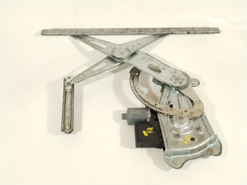 Recambio de elevalunas delantero derecho para renault megane iii berlina 5 p emotion referencia OEM IAM 807200001R 965368200 807