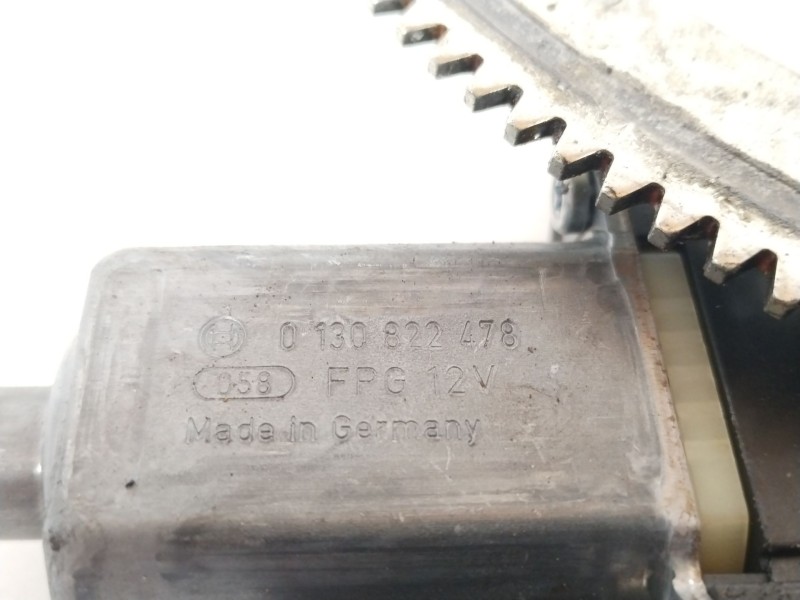 Recambio de elevalunas delantero derecho para renault megane iii berlina 5 p emotion referencia OEM IAM 807200001R 965368200 807