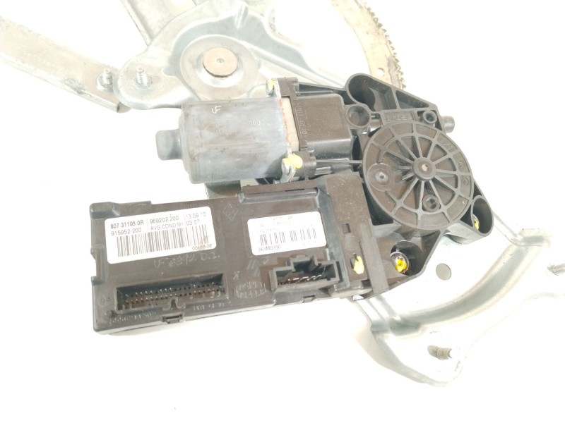 Recambio de elevalunas delantero izquierdo para renault scenic iii emotion referencia OEM IAM 807311050R  966315200